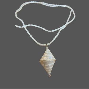white pearl so unique  pendant  woman necklace